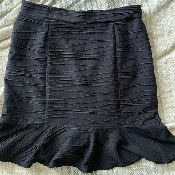 Black peplum skirt (midi/mini) - Picture 6 of 6
